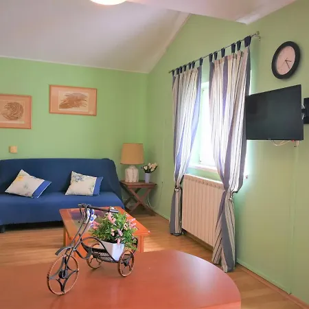 Bilic With Garden & Swimming Pool - 50m From The *