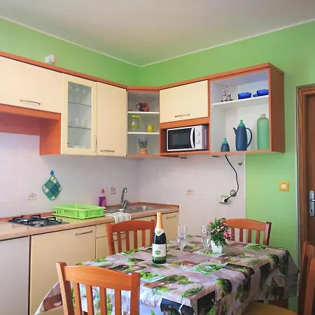 Bilic With Garden & Swimming Pool - 50m From The